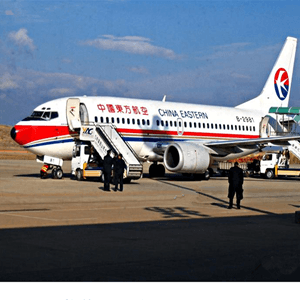 贵阳航空货运航空快运业稳步发展的原因是什么？
